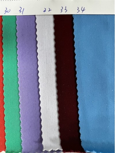 DG-BT recycled polyester matte Lycra Composition: 82% recycled polyester 18% spandex Weight: 180g/㎡ Width: 150CM detail view-1